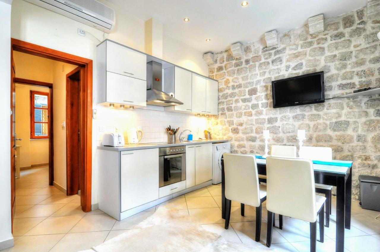 La Dolce Vita Apartment コトル エクステリア 写真